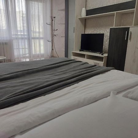 Апартаменти Молоді Lutskdoba Kültér fotó